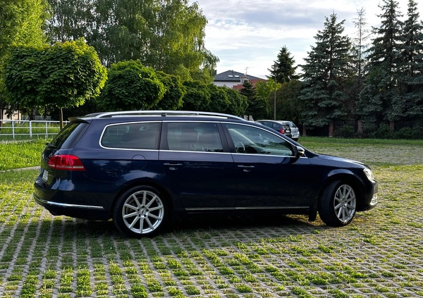 Volkswagen Passat cena 35500 przebieg: 320000, rok produkcji 2012 z Rzeszów małe 301